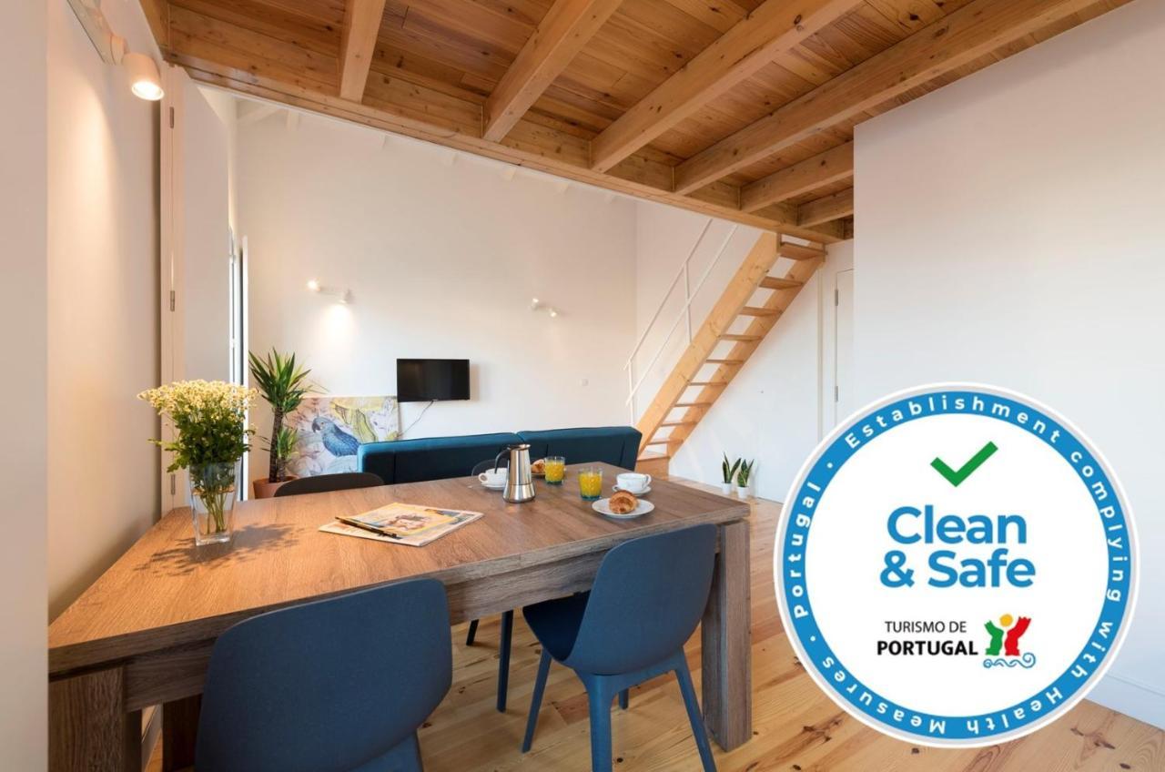 The Blue Parrot Apartment